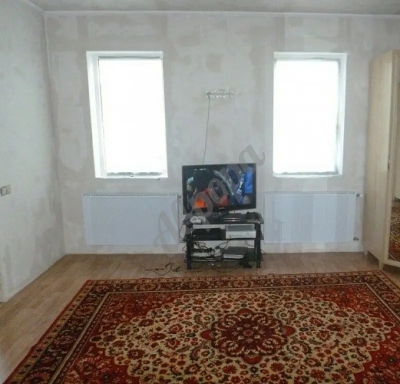 Продам дом от собственника Макеевка центр , коттеджи,92-х