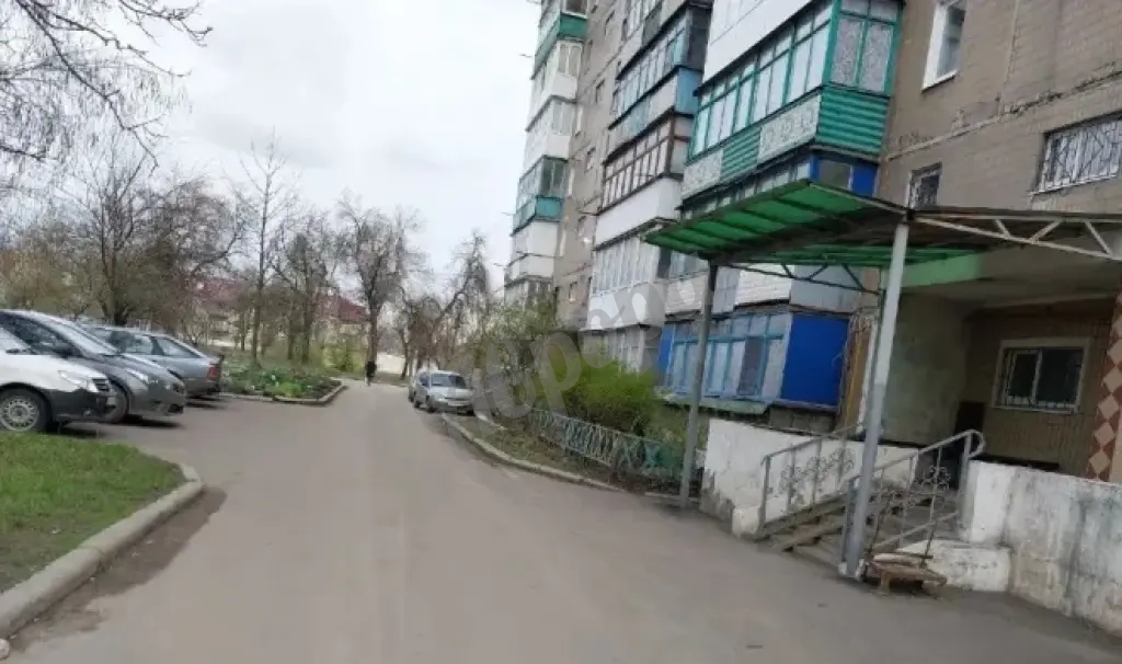Продается 4-х комнатная квартира от собственника