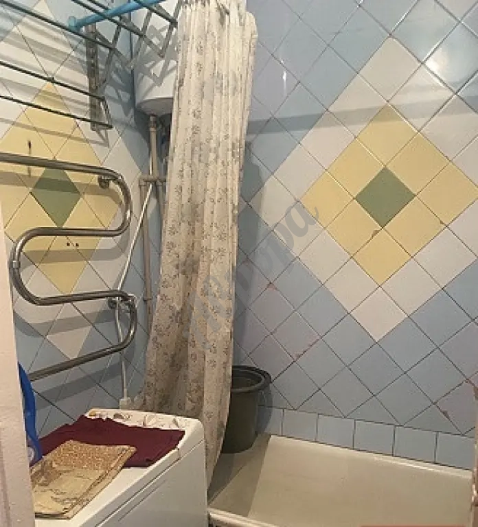 Продается 3 комнатная квартира в Червоногвардейском район