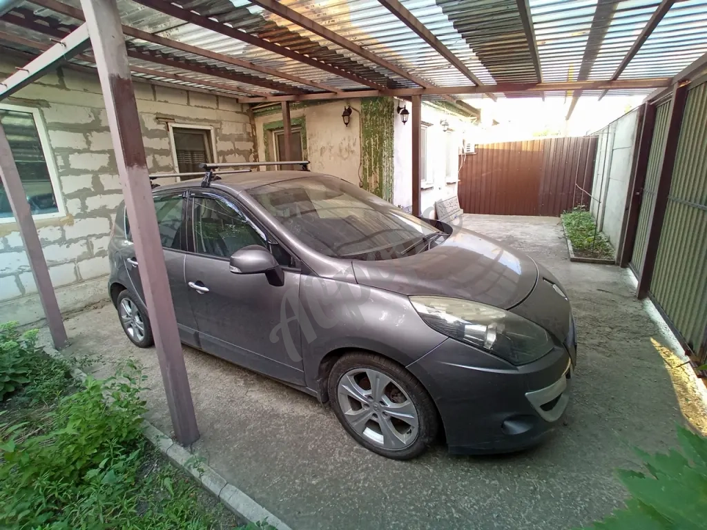 Renault Scenic 2010 года