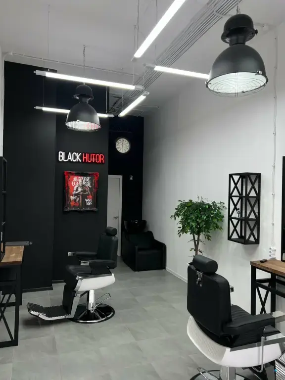Услуги барбершопера Black Hutor