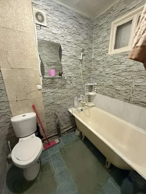 Продажа 2х Комнатной - Квартиры В Кировском районе Донецка, улица Коммунаров