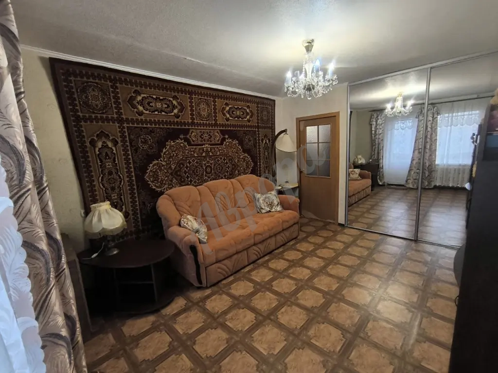 Продажа 1-комнатной в Калининском районе, улица Пархоменко 4