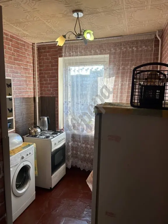 Продажа 1-комнатной в Кировском районе, улица Островского 37