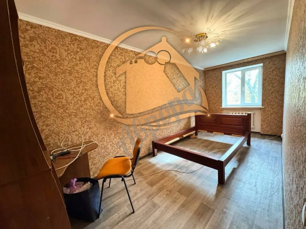 Продажа 2-комнатной квартиры в Киевском районе, проспект Партизанский 52