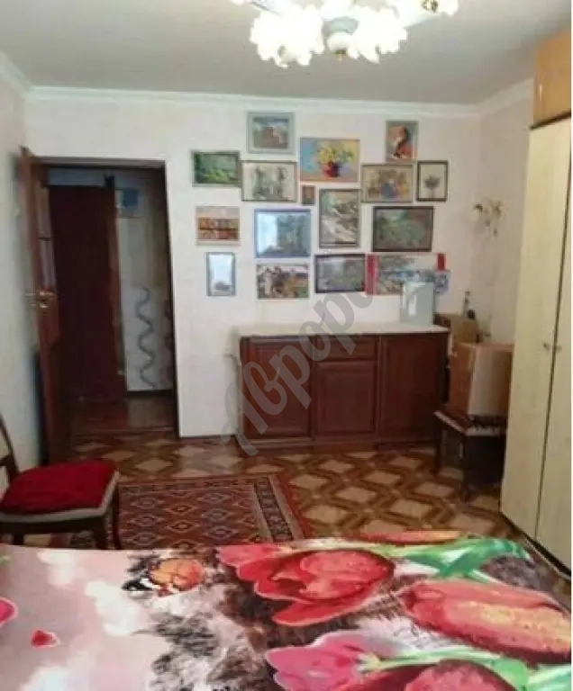 Продается 1-комнатная квартира 33кв.м улица Гагарина в Приморском районе
