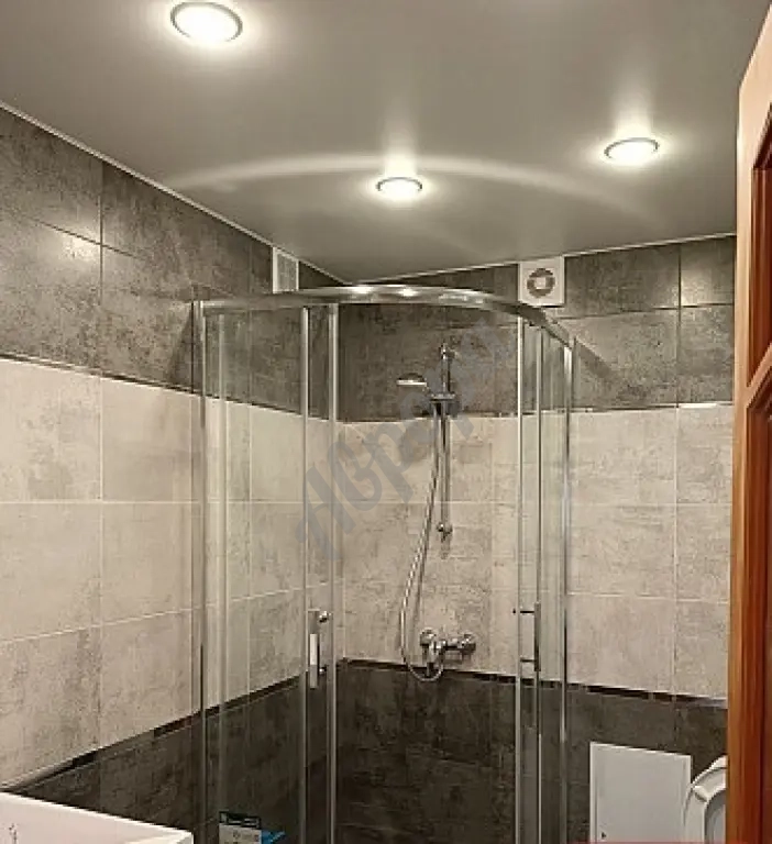 Продам 2-комн. квартиру возле Парка Горького.