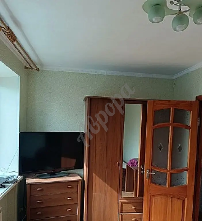 Продам 2-комн. квартиру возле Парка Горького.