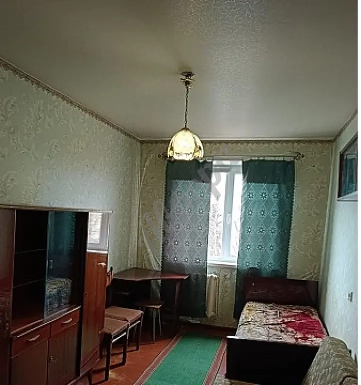 Продам 3-комн. квартиру на кв. Ватутина в Луганске.