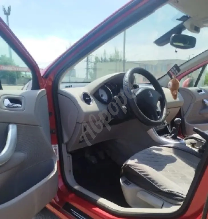 Продам Пежо 308