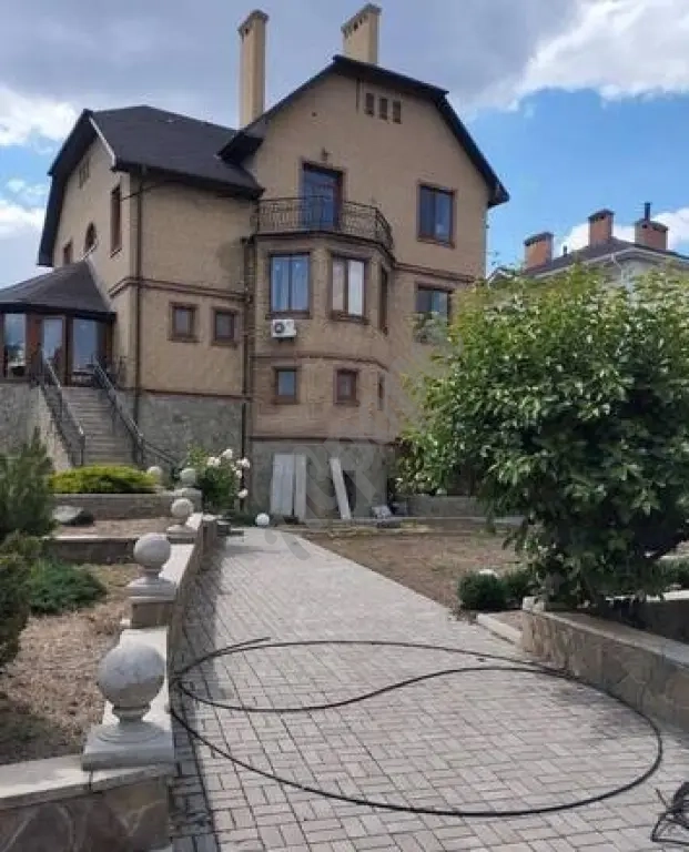 Продается дом 400кв.м улица Зеленстрой