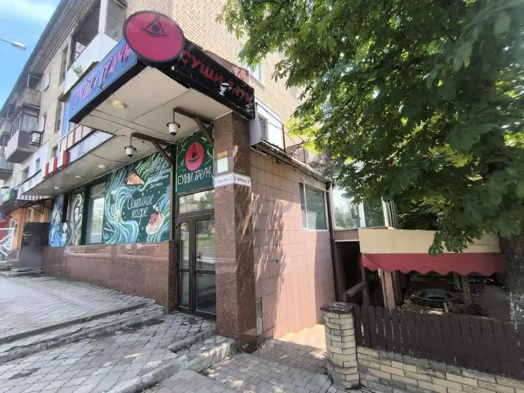 Продажа ресторанного бизнеса в Калининском районе. Ресторан Суши Таун