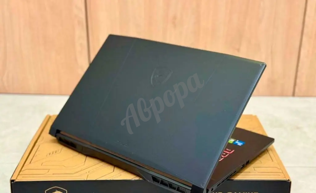 Продам Новый Msi Katana 17.3 8GB Карта все на мах