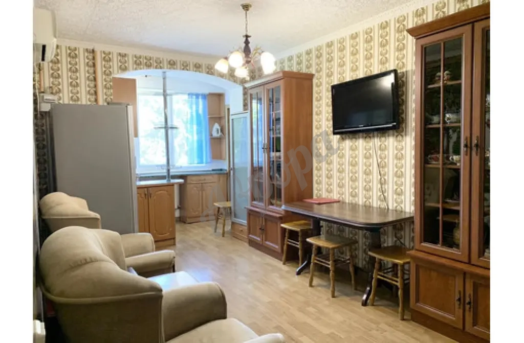 Сдам 3-комнатную квартиру в Партените