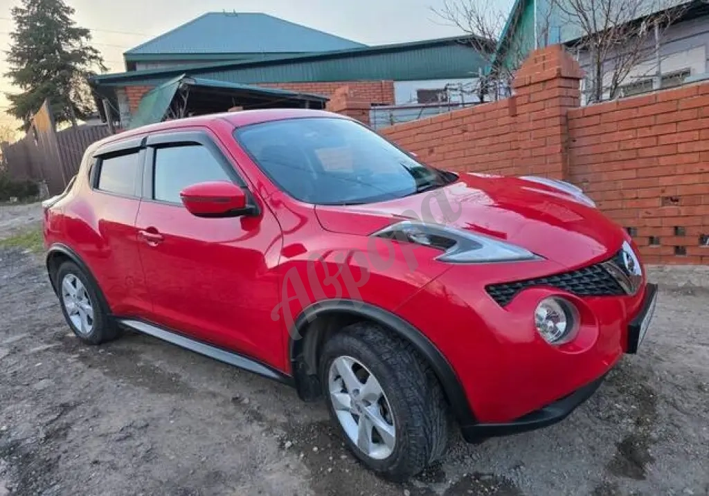 Автомобиль Nissan Juke 2018 года