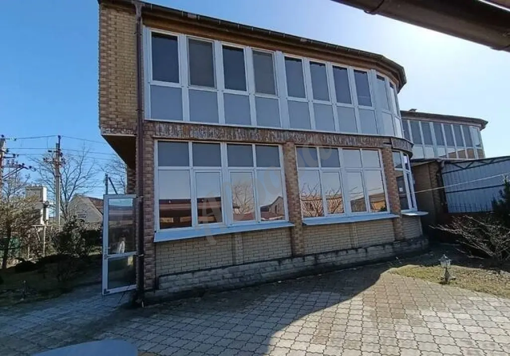 Сдается посуточно дом 235кв.м на Белосарайской косе улица Безуха