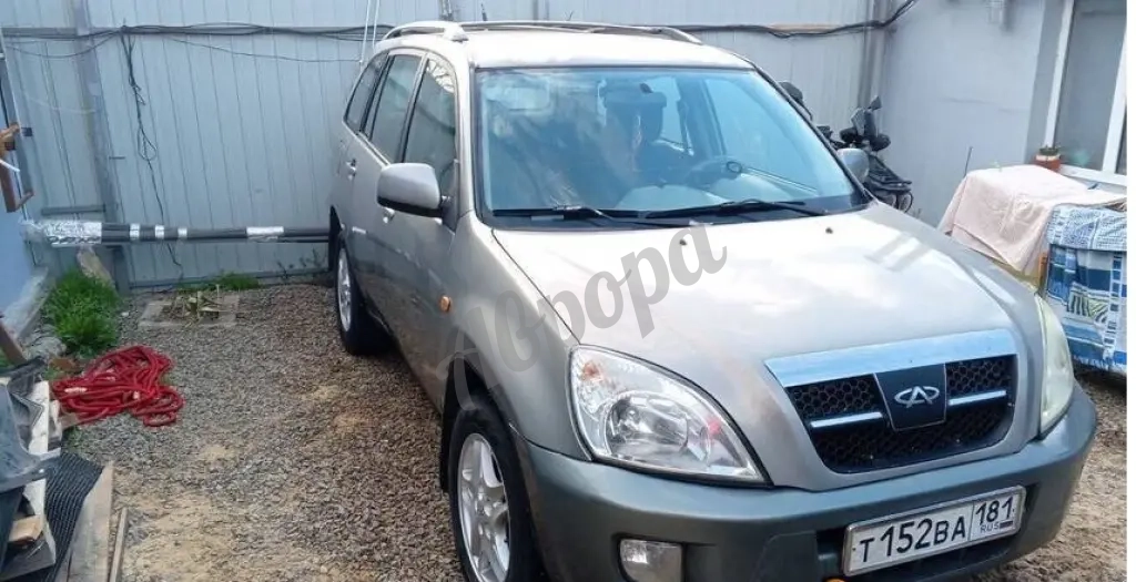 Автомобиль Chery Tiggo 2008 года