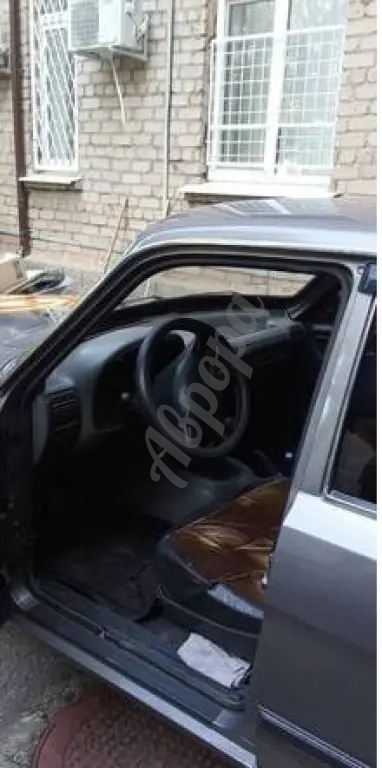 Автомобиль Газ 3110 2001года