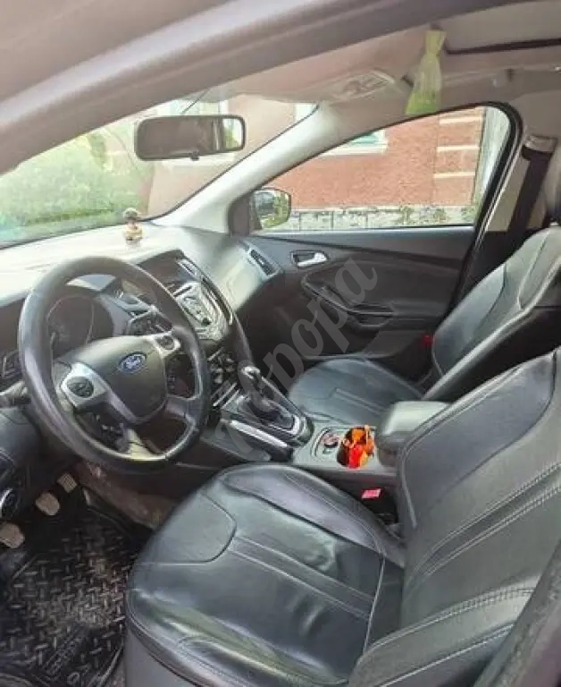 Автомобиль Ford focus 3 хэтчбек