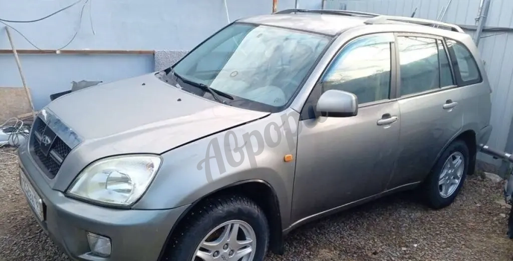 Автомобиль Chery Tiggo 2008 года