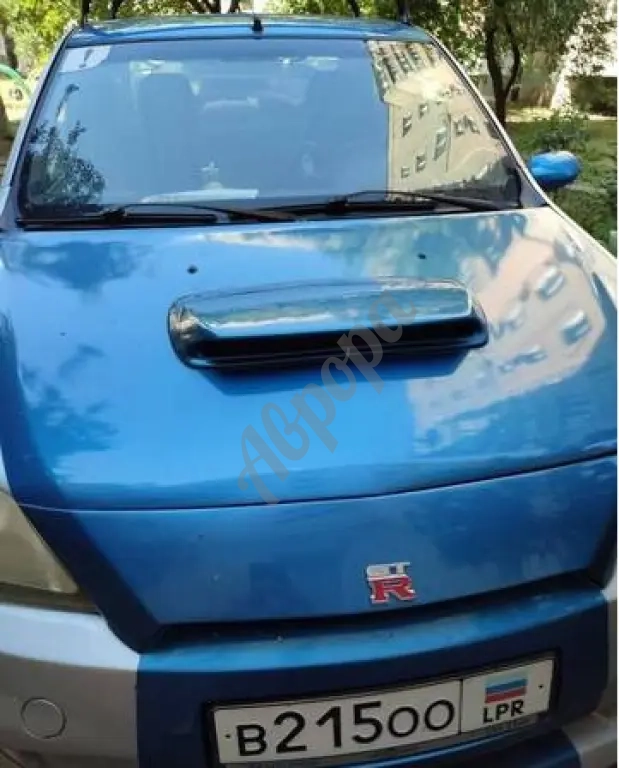 Автомобиль Dacia Logan 2007 года
