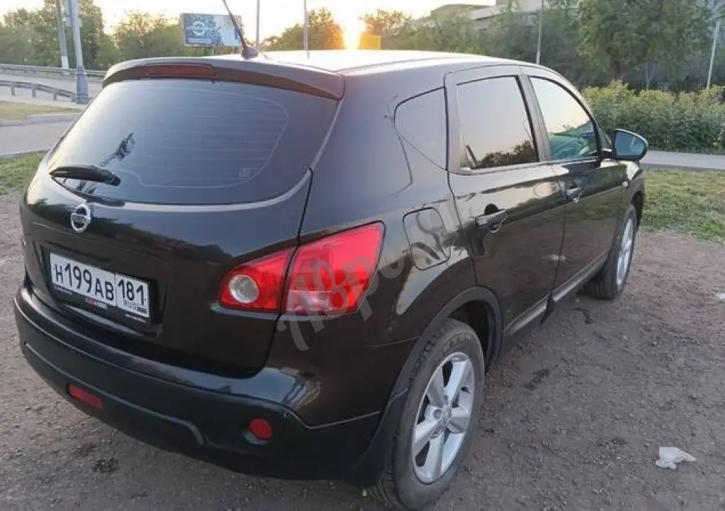 Автомобиль NISSAN QASHQAI, 2,0 2008