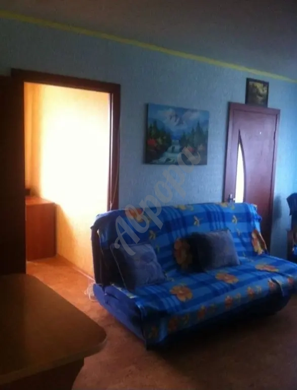 Продажа 4-комнатной в Кировском районе, улица Петровского 122