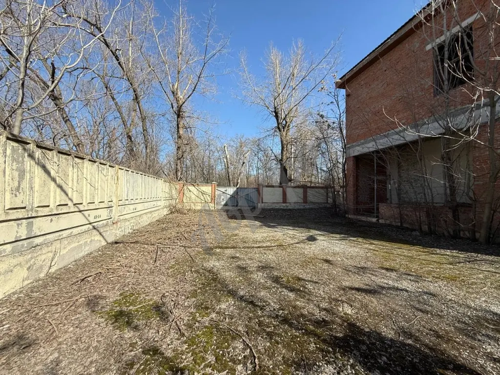 В Продаже Коммерческое Помещение, проспект Павших Коммунаров 188