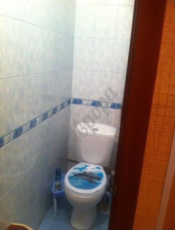 Продажа 4-комнатной в Кировском районе, улица Петровского 122
