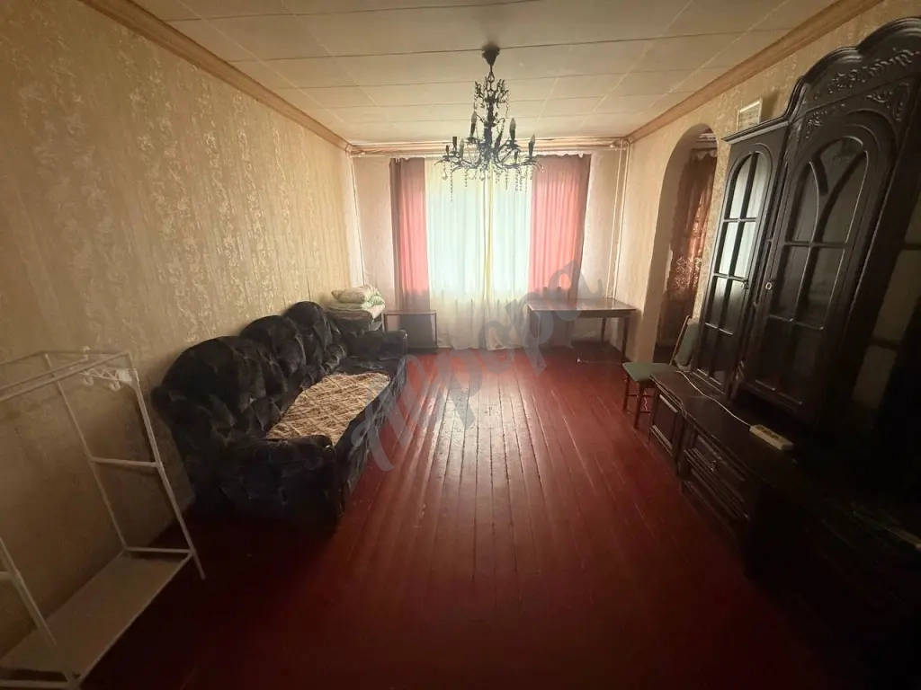 Продам 2-комнатную квартиру в Калининском районе, Мира 66