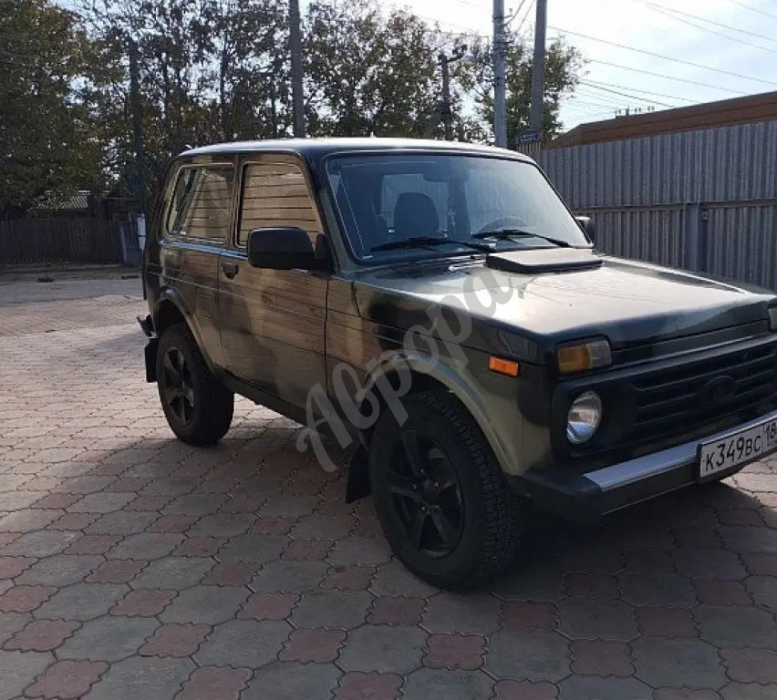 Продам автомобиль Нива ВАЗ 212140