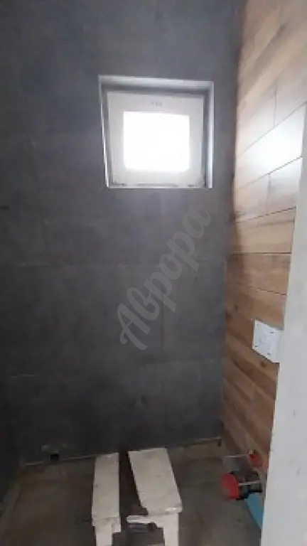 Продам дом 3 комнаты по цене 1 ком квартиры в Мариуполе в центре