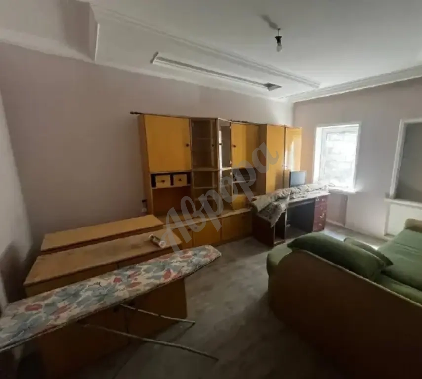 Продам дом 3 комнаты по цене 1 ком квартиры в Мариуполе в центре