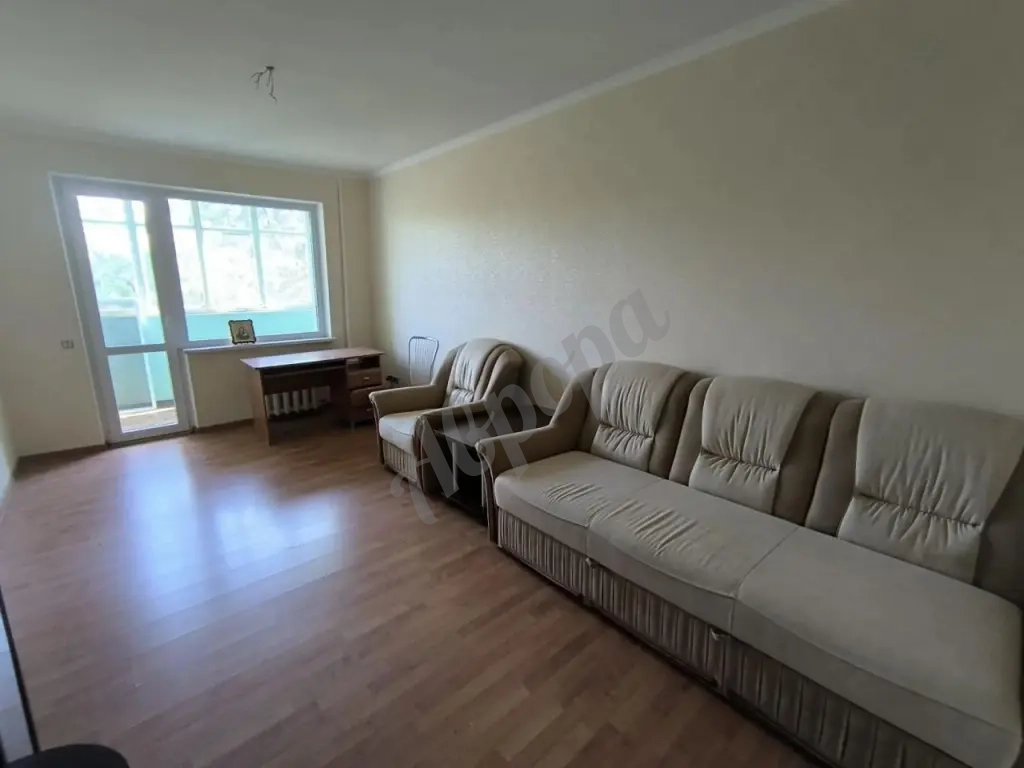 Продажа 2-комнатной квартиры в Калининском районе, Капитана Ратникова 12