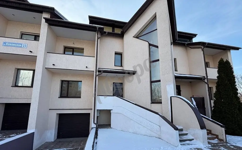 Продам таунхаус 287м2 в городе Луганск, район Оксфорда