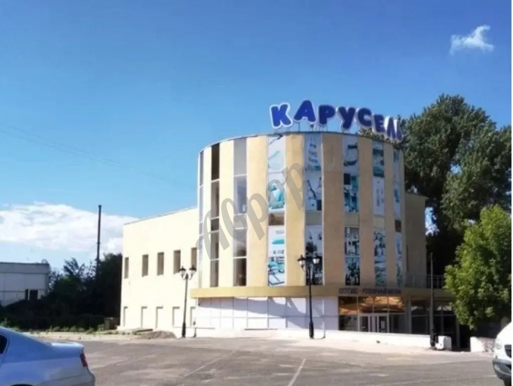 Сдам в Аренду Торговый Центр в Луганске. Ремонт. Парковка. Центр.