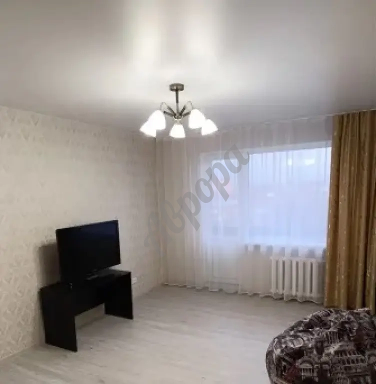 Сдам в Луганске 4-комн. кв-ру, абсолютно новый ремонт, от хозяина.