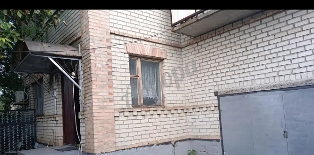 Продам дом 500м2 в городе Луганск улица Танковая