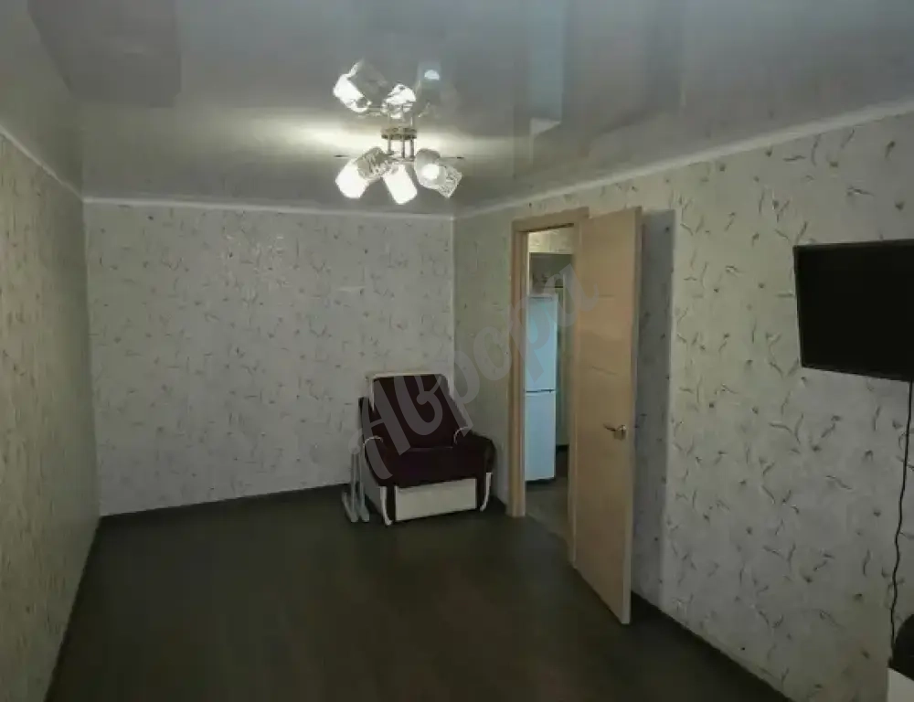 Продается 1ком кв 28кв. м ул Пальмиро Тольятти