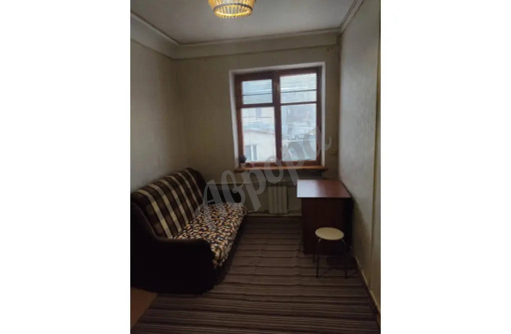 Продам 2 ком квартиру. Симферополь