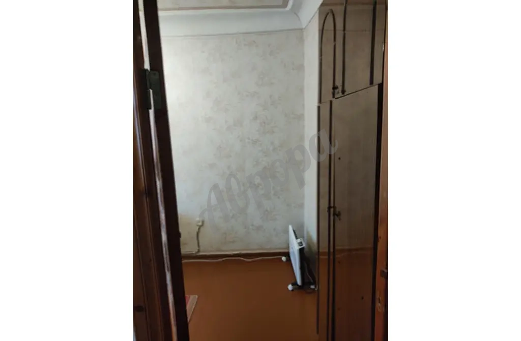 Продам 2 ком квартиру. Симферополь