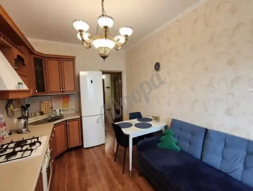 Продается 1ком. кв 49кв. м ул Амвросиевская 3,