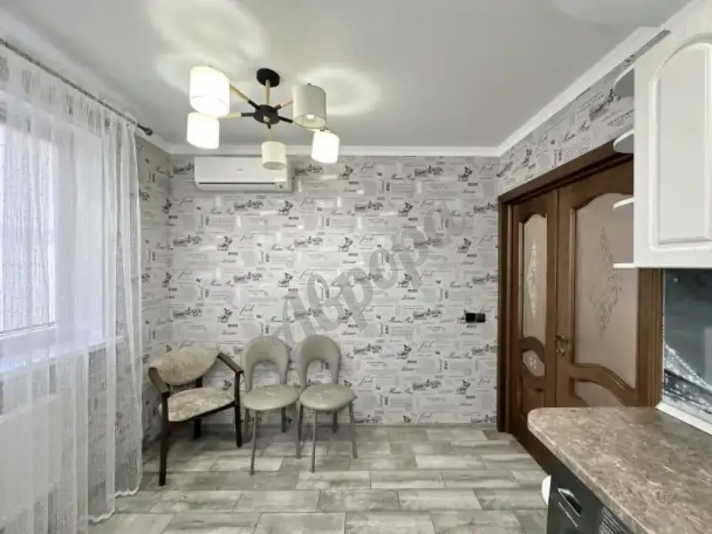 Продается 2-х к.кв. ул. Западный Обход, 52/ 34/ 10