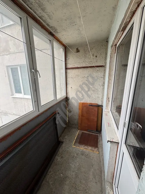 Продам 3-комнатную квартиру на квартале Ленинского Комсомола (Артёмовский район) г. Луганск. Квартал Ленинского Комсомола, д. 10а.