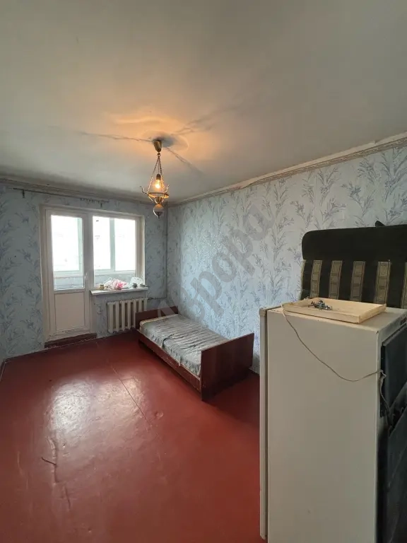 Продам 3-комнатную квартиру на квартале Ленинского Комсомола (Артёмовский район) г. Луганск. Квартал Ленинского Комсомола, д. 10а.