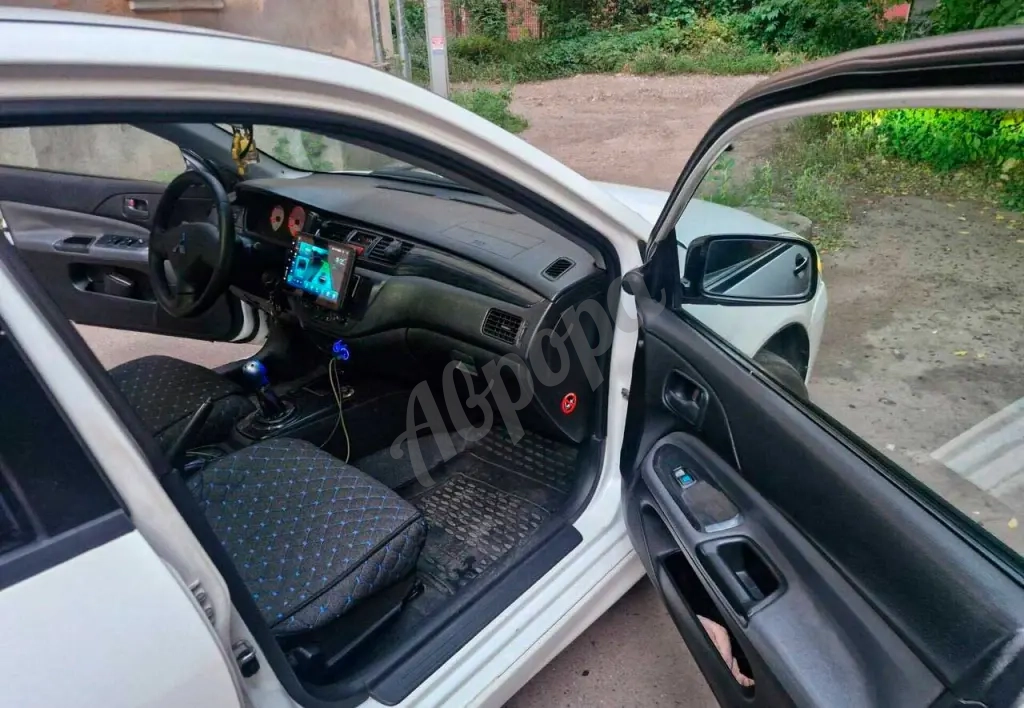 Продам Mitsubishi Lancer 9