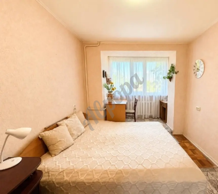 Продажа от собственника 3-комнатной квартиры 61 м² 3/5 возле парка