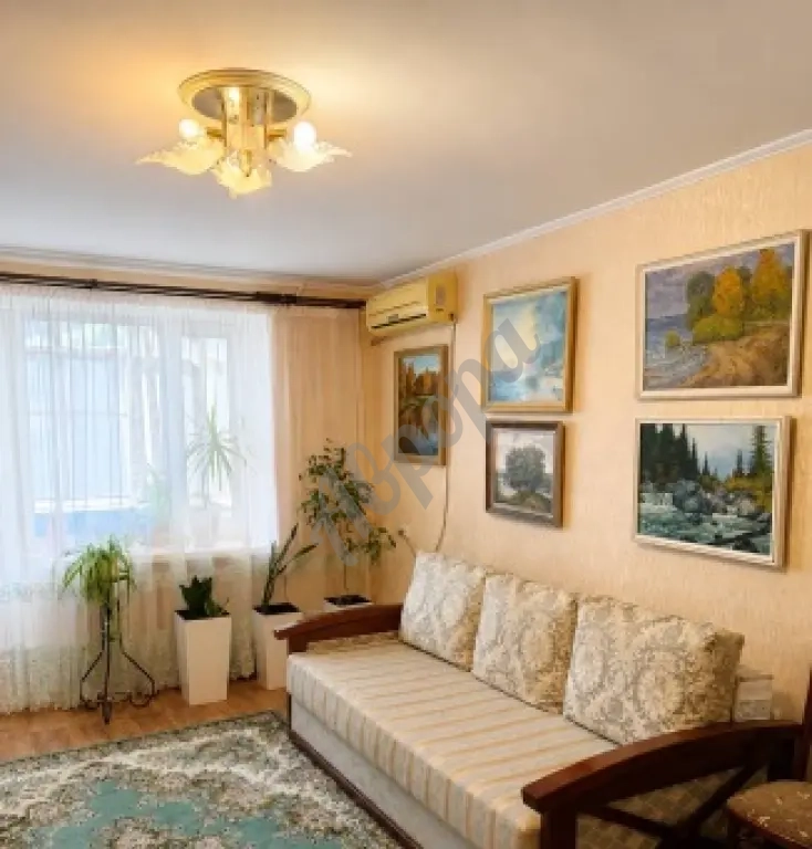 Продажа от собственника 3-комнатной квартиры 61 м² 3/5 возле парка
