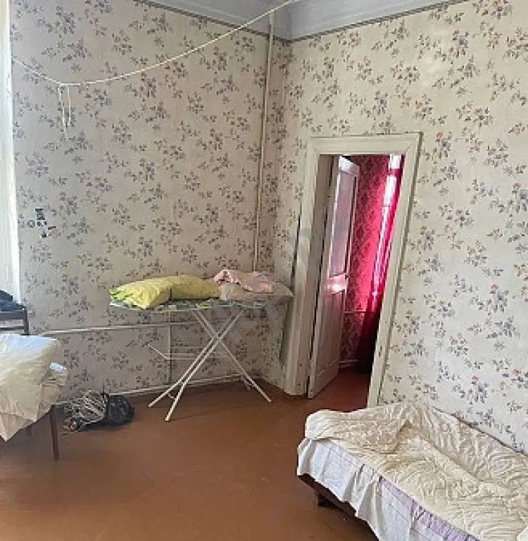 Продается 3-комнатная квартира в Бердянске