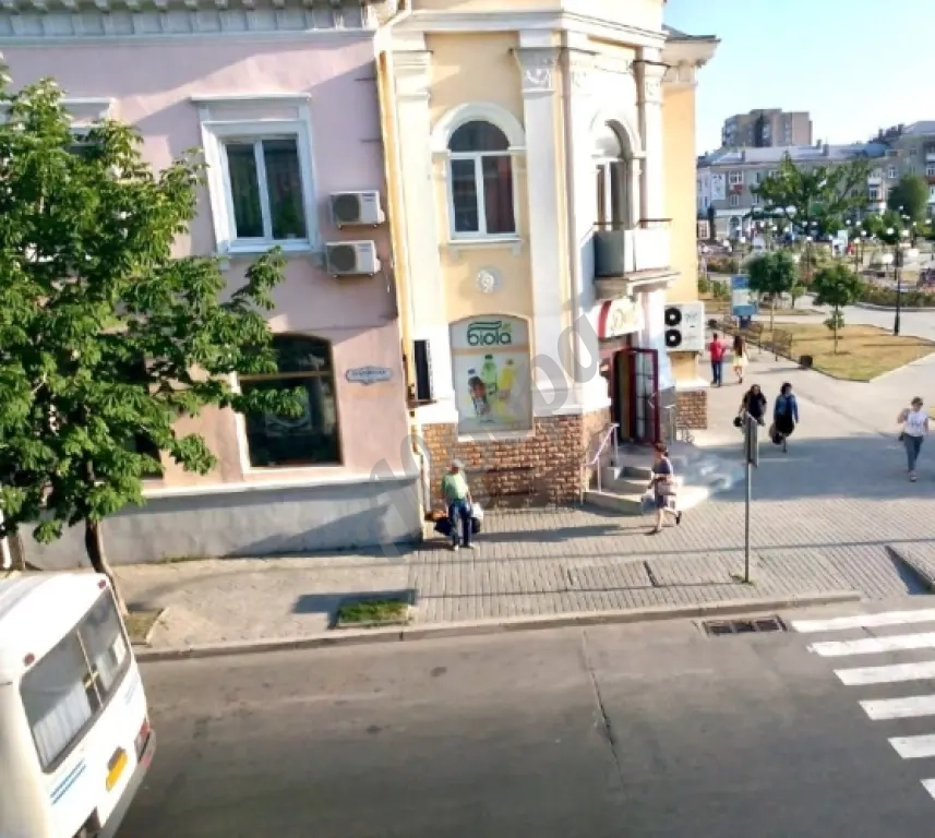 Продается 3-х комнатная квартира в г. Бердянске
